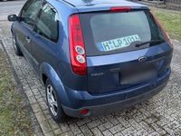 Gebraucht Ford Fiesta 70 PS (51 kW) 2005 Blau Kleinwagen