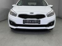 Gebraucht Kia Ceed 136 PS (100 kW) 2016 Weiß Kleinwagen