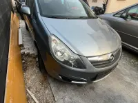 Gebraucht Opel Corsa 87 PS (63 kW) 2010 Silber Kleinwagen