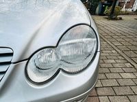 Gebraucht Mercedes C180 143 PS (105 kW) 2003 Silber Coupé