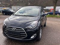Gebraucht Hyundai i20 90 PS (66 kW) 2016 Schwarz SUV