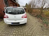 Second-hand Renault Twingo Dynamique 75 CP (55 kW) 2012 Alb Hatchback