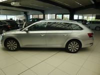 Gebraucht Skoda Superb Style 156 PS (114 kW) 2022 Silber Kombi