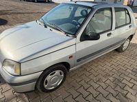 Gebraucht Renault Clio 54 PS (39 kW) 1996 Grau Kleinwagen