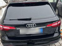 Gebraucht Audi A4 Comfort 163 PS (119 kW) 2020 Schwarz Kombi