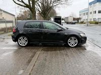 Gebraucht VW Golf VII R-line 122 PS (89 kW) 2014 Schwarz Kleinwagen