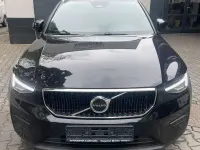 Gebraucht Volvo XC40 Core 163 PS (119 kW) 2025 Schwarz SUV