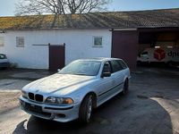 Gebraucht BMW 525 186 PS (136 kW) 2003 Silber Kombi