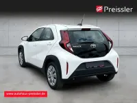 Gebraucht Toyota Aygo X Play 72 PS (52 kW) 2023 Weiß SUV