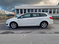Gebraucht Opel Astra Selection 116 PS (85 kW) 2015 Weiß Kombi