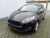 Gebraucht Ford Fiesta Trend 60 PS (44 kW) 2016 Schwarz Limousine