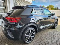 gebraucht VW T-Roc 1.5TSI DSG"R-Line"Black AHK LED Nav beats