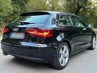 Gebraucht Audi A3 Attraction 150 PS (110 kW) 2013 Schwarz Kombi