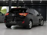 Gebraucht Hyundai i30 Passion 135 PS (99 kW) 2017 Schwarz Limousine