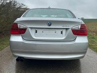Gebraucht BMW 330 272 PS (200 kW) 2008 Silber Limousine
