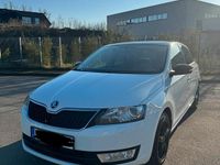 Gebraucht Skoda Rapid Joy 90 PS (66 kW) 2016 Weiß Kleinwagen