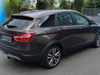 Gebraucht Lada Vesta 102 PS (75 kW) 2019 Braun Kombi