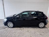 Gebraucht VW Polo 80 PS (58 kW) 2022 Schwarz Limousine
