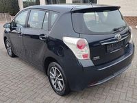 Gebraucht Toyota Verso Executive 124 PS (91 kW) 2013 Blau Van / Kleinbus