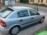 Gebraucht Opel Astra Comfort 84 PS (61 kW) 2002 Silber Limousine