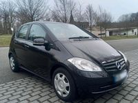 Gebraucht Mercedes A160 95 PS (69 kW) 2011 Schwarz Kleinwagen