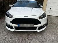 Gebraucht Ford Focus Sport 250 PS (183 kW) 2015 Weiß Kombi