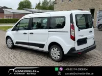 Używany Ford Transit Connect Trend 99 KM (72 kW) 2023 Biały Minivan