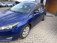 Gebraucht Ford Focus Trend 125 PS (91 kW) 2017 Blau Limousine