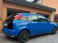 Gebraucht Ford Focus 116 PS (85 kW) 1999 Blau Kleinwagen