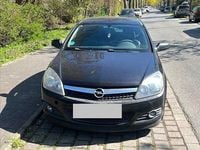 Gebraucht Opel Astra GTC Selection 90 PS (66 kW) 2009 Schwarz Limousine