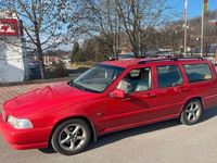 Gebraucht Volvo V70 140 PS (102 kW) 1999 Rot Kombi