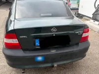 Gebraucht Opel Vectra 90 PS (66 kW) 1997 Grün Limousine