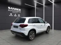 Gebraucht Suzuki Vitara Comfort 116 PS (85 kW) 2022 Weiß SUV