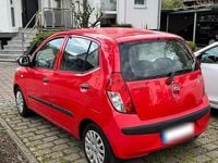 Gebraucht Hyundai i10 67 PS (49 kW) 2010 Rot Kleinwagen