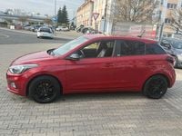 Gebraucht Hyundai i20 Advantage 101 PS (74 kW) 2020 Rot Kleinwagen