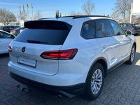 Gebraucht VW Touareg R 286 PS (210 kW) 2022 Weiß SUV