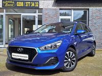 gebraucht Hyundai i30 Kombi Select 1.Hand SHZ Navi Kamera PDC