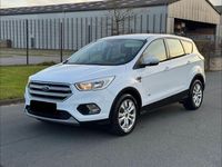 Gebraucht Ford Kuga 150 PS (110 kW) 2018 Weiß SUV