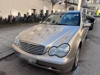 Gebraucht Mercedes C180 129 PS (94 kW) 2000 Gold Limousine