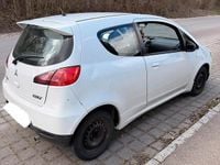 Gebraucht Mitsubishi Colt 75 PS (55 kW) 2010 Weiß Kleinwagen