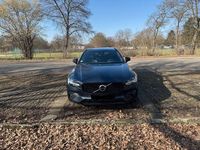 Second-hand Volvo V90 Ultimate 197 CP (144 kW) 2022 Albastru Break