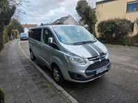 Gebraucht Ford Tourneo Titanium 155 PS (114 kW) 2014 Silber Van / Kleinbus