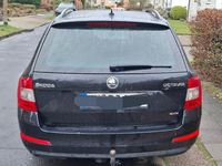 Gebraucht Skoda Octavia Ambition 150 PS (110 kW) 2014 Schwarz Kleinwagen