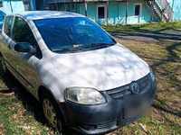 Gebraucht VW Fox 54 PS (39 kW) 2010 Weiß Kleinwagen
