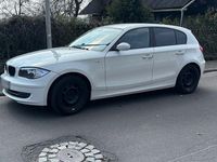 Gebraucht BMW 116 122 PS (89 kW) 2007 Weiß Kleinwagen