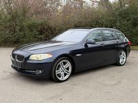 Gebraucht BMW 530 Performance 258 PS (189 kW) 2013 Blau Kombi