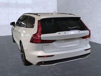 Gebraucht Volvo V60 Plus 197 PS (144 kW) 2024 Crystal white Kombi