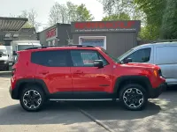 Gebraucht Jeep Renegade Trailhawk 170 PS (125 kW) 2017 Rot SUV