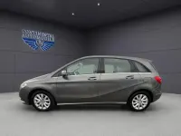 Gebraucht Mercedes B180 122 PS (89 kW) 2011 Grau Kleinwagen