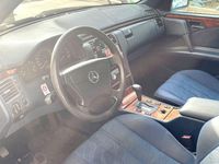 Gebraucht Mercedes E280 Classic 193 PS (141 kW) 1995 Blau Limousine